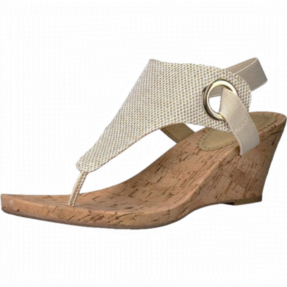 White Mountain Gold Glitter Wedges Size 8 - Picture 1 of 8